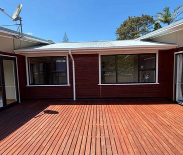 3 bedroom + Study in Henderson - Photo 1