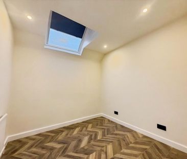 3 bedroom apartment to rent - Photo 2