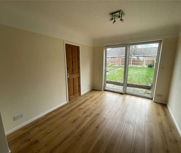 3 bedroom semi-detached house to rent - Photo 2