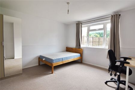 Landseer Avenue, Lockleaze - Photo 2