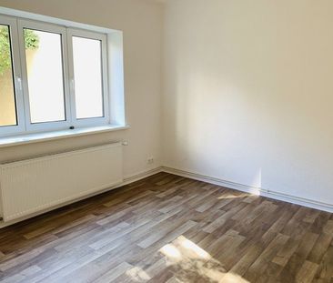 Frisch renoviert mit modernem Tageslichtbad! - Foto 4