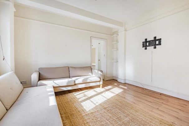 2 Bed Flat, Horn Lane, W3 - Photo 1