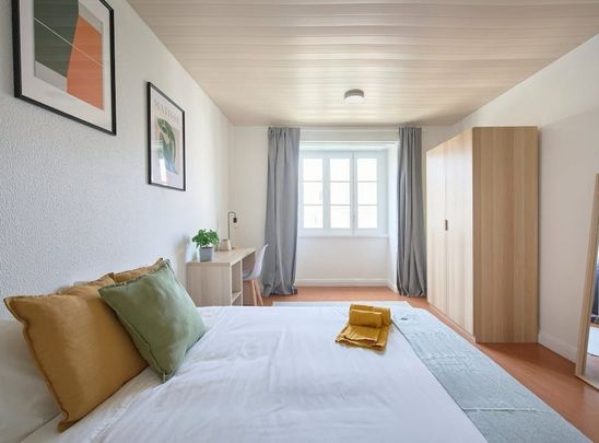 Rua Alexandre Herculano, Lisbon, Lisbon 1150-005 - Photo 1