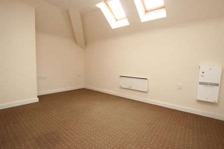 Carlton Street, Farnworth, Bolton, BL4 7PS - Photo 5