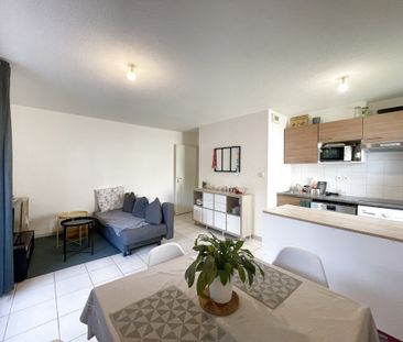 Location Appartement 3 pièces 54m² ONET LE CHATEAU 12850 - Photo 3