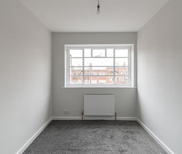 Granville Court, Jesmond, Newcastle Upon Tyne - Photo 3