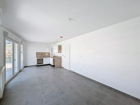 Location Appartement 1 pièce 33m² CLERMONT FERRAND 63000 - Photo 3