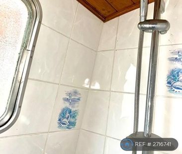 1 bedroom houseboat to rent - Photo 2