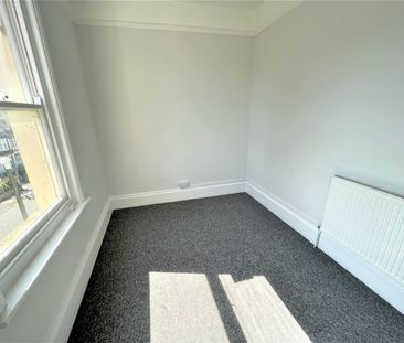 A 2 Bedroom Apartment Instruction to Let in Bexhill-on-Sea - Photo 2