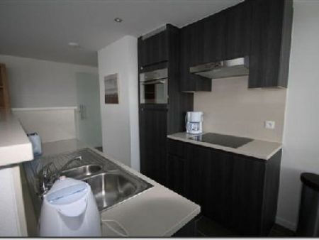 EVERE : PLUSIEURS APPARTEMENTS MEUBLES 2 CHAMBRES + TERRASSE + POSSIBILITE DE GARAGE - Evere - Foto 4