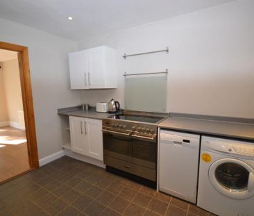 2 bedroom terraced house to rent - Photo 6