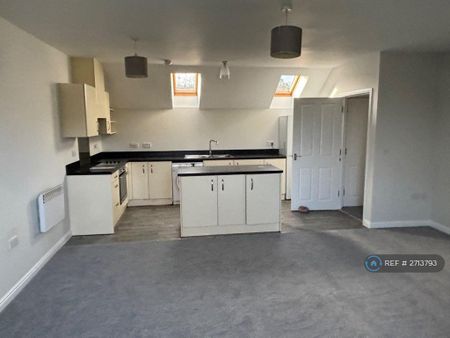 2 bedroom penthouse to rent - Photo 5