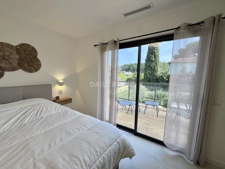 Tout savoir sur cette maison dans le quartier Peripherie, à Cassis - Photo 4