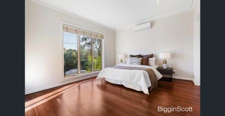 Modern Comfort with Convenient Access to All - Photo 4