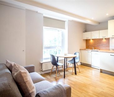 52 Bankfield Road, Huddersfield, HD1 - Photo 5