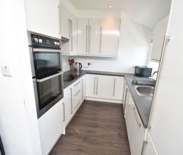 2 Bed Maisonette, Oaklands Grove, W12 - Photo 6