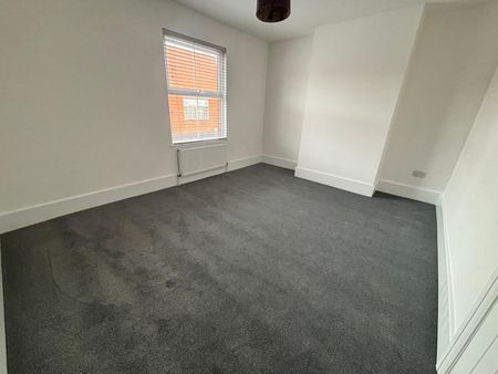 Spencer Road, Rushden - Photo 2