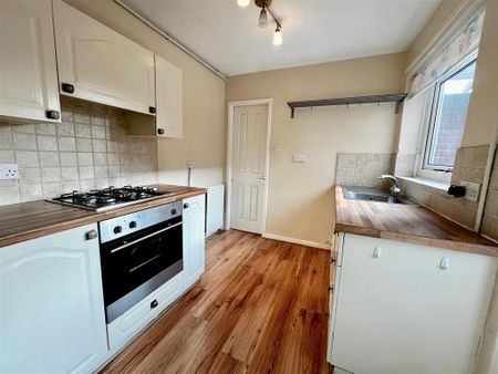 2 bedroom apartment to rent - Photo 2
