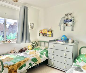 4 bedroom semi-detached house to rent - Photo 6