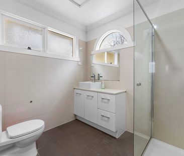 Living the Hampton Lifestyle - Photo 2