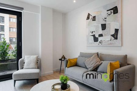 Chesterfield House, Slough, SL1 - Photo 5