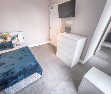 6 bedroom terraced house to rent - Photo 6