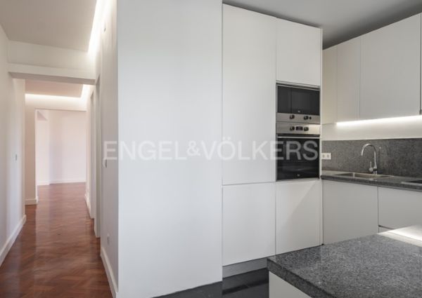 Apartamento T4 em Lisboa