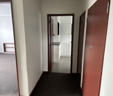 LOCATION IS EXCELLENT !! - Photo 1