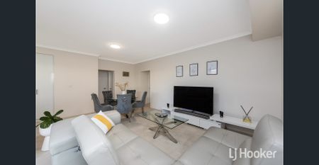 3 bedroom 2 bathroom Villa with Double Garage - Photo 3