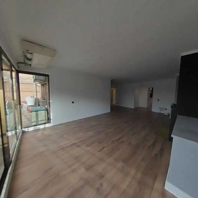 Piso de alquiler en Calle de Francia, Avenida Europa - Photo 1