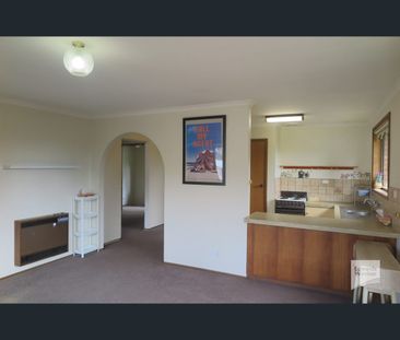 6/50a Barossa Road, Glenorchy, Tas 7010 - Photo 3