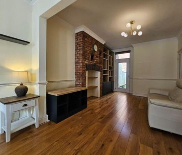 2 bedroom terraced house to rent - Photo 3