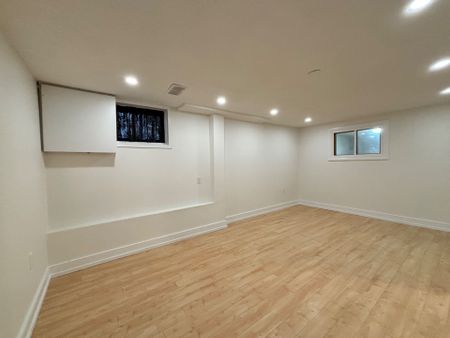 For Lease - 466 Ginger Downs Unit# Basement, Mississauga, Ontario - Photo 5