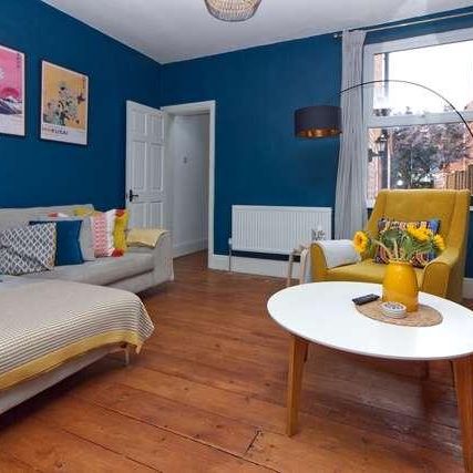 New Bradwell - Outstanding Bed Furnished Home With Modern Finish!, MK13 - Photo 1