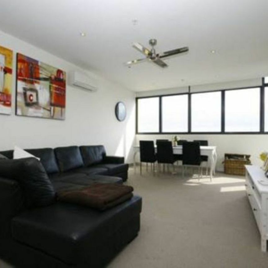 Furnished 2 bedroom Apartment at Southbank with Best View! - Photo 1