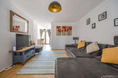 3 bedroom terraced house to rent - Photo 2