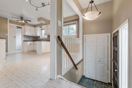 For Lease - 15 Walter Avenue Unit# MAIN, Newmarket, Ontario - Photo 2
