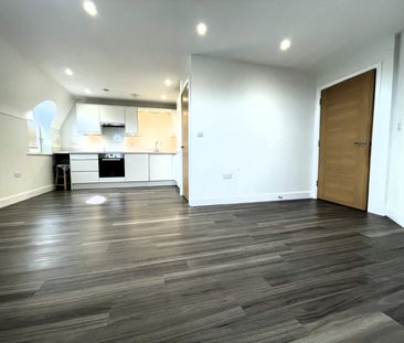 1 bedroom apartment to rent - Photo 2