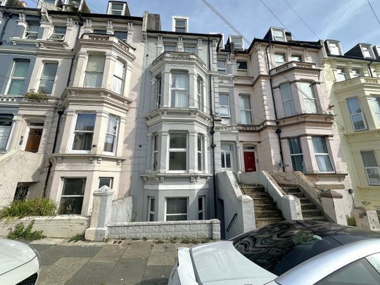 A 1 Bedroom Ground Floor Flat Instruction to Let in Hastings - Photo 1