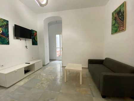 Calle San Luis, Sevilla, Andalusia 41003 - Photo 3