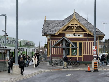 For Lease - 101 Glengarry Crescent, Vaughan, Ontario - Photo 2