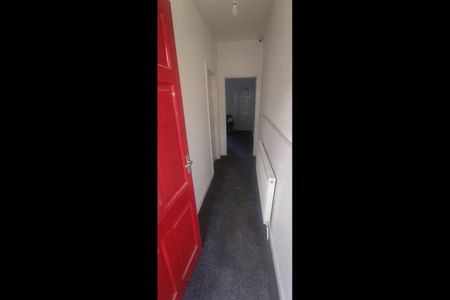 Room in a Shared House, Newcombe Road, B21 - Photo 4