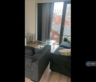 2 bedroom flat to rent - Photo 1