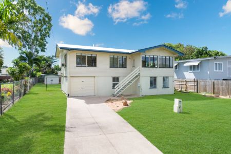 51 McDonald Street, Gulliver. - Photo 3