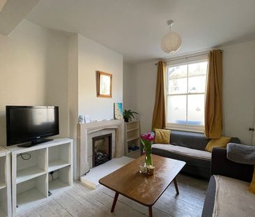 Room in a Shared House, Besley St, SW16 - Photo 1