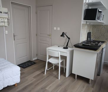 Location Appartement 1 pièce 14m² LILLE 59000 - Photo 5