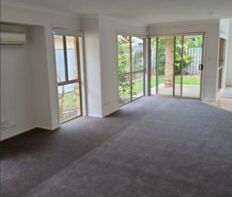 24 Gardendale Crescent BURLEIGH WATERS, QLD, 4220 - Photo 1