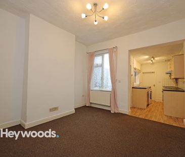 2 bed terraced house to rent in Anchor Road, Stoke-on-Trent, Staffo... - Photo 6