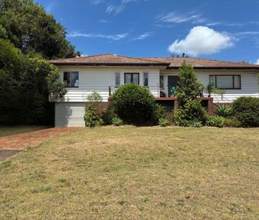 Spacious Home with Views - Photo 1