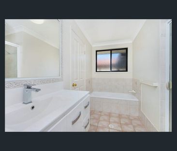 DUPLEX IN KINGCLIFF - Photo 2